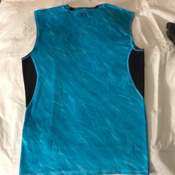 X Armour compression sleeveless shirt - Picture 2 of 4